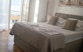 Apartment Golden Sunrise - 4 Ul.Petra Svacica11
